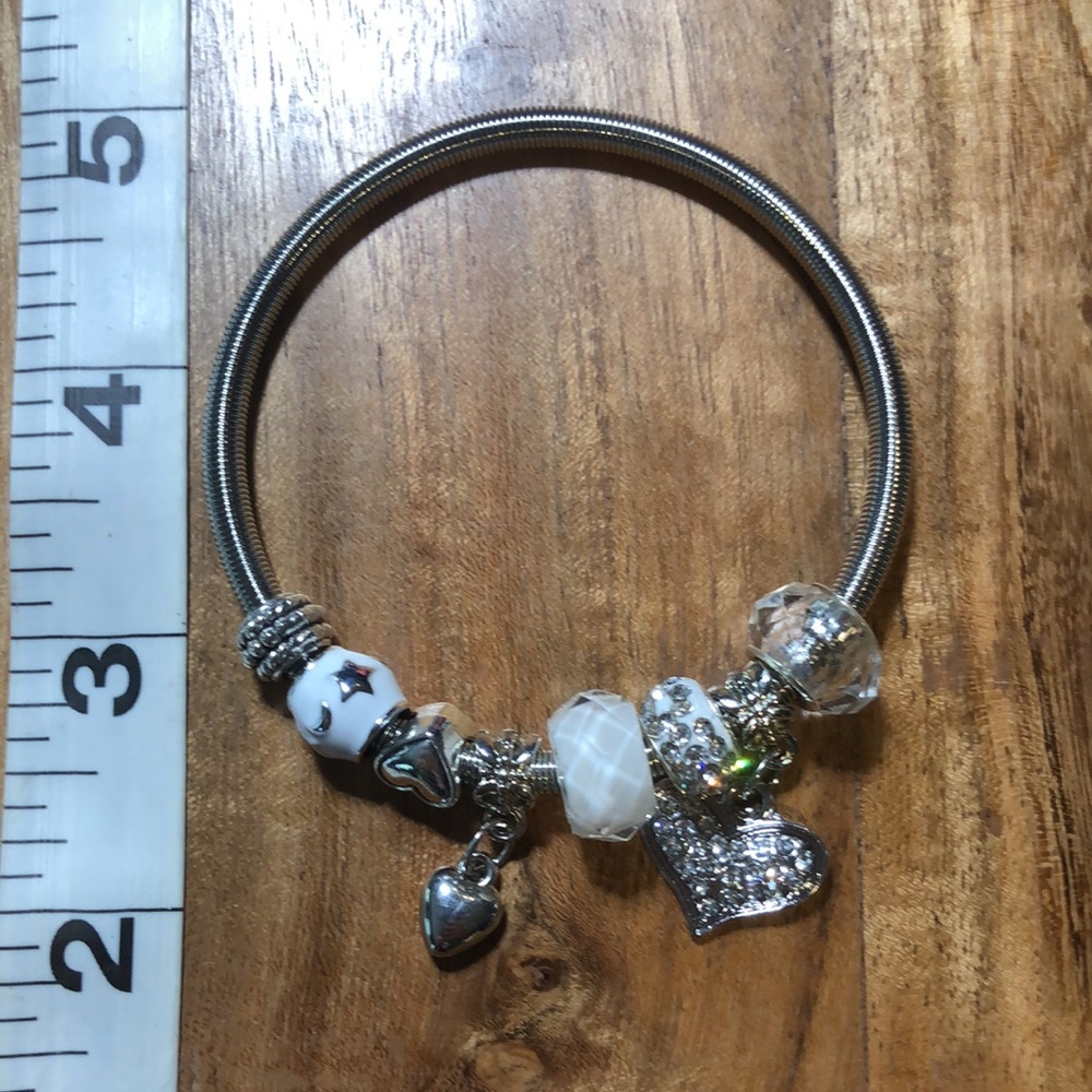 3/$25 NWT Silver Tone Rhinestone Heart and White Charms Bracelet